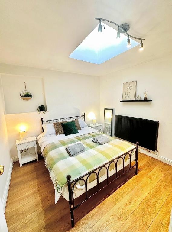 Oxford Museums, Music & Dining | Sleeps 41