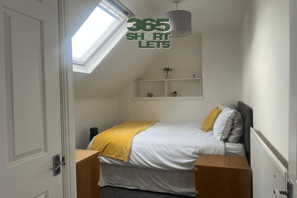 Birmingham | 2 Bedroom | Free Parking | Save Big5
