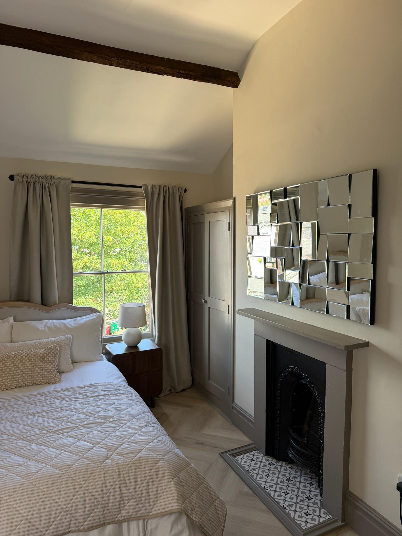 Lux Living - Central Oxford -Iffley Residence No 43