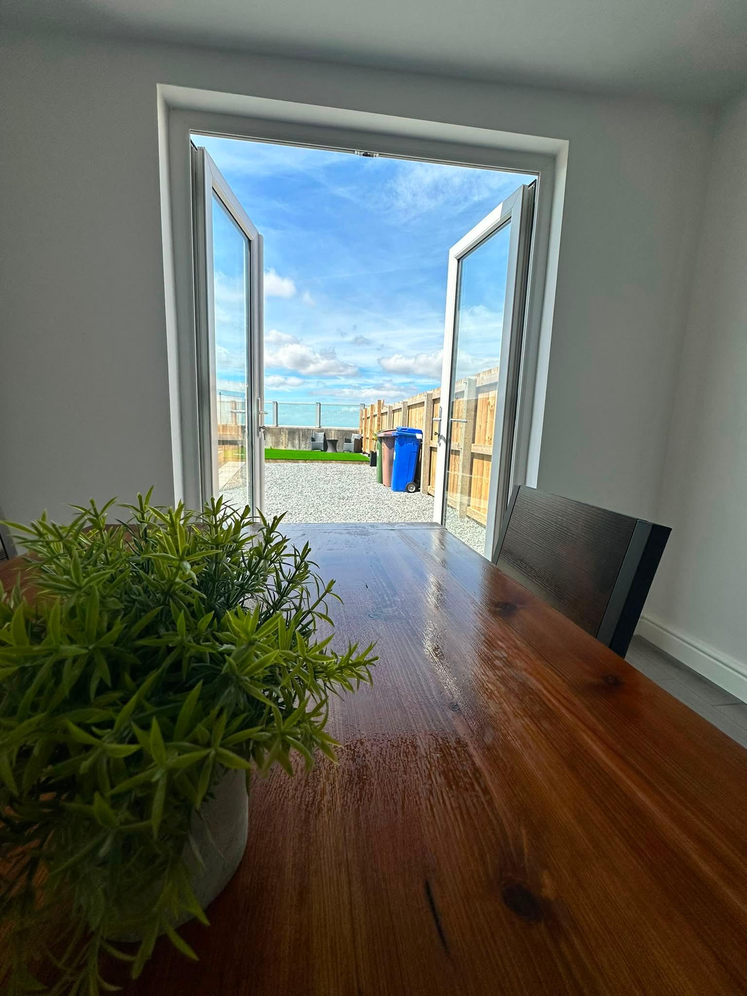 Charming 2 Bedroom House on Humber Estuary3