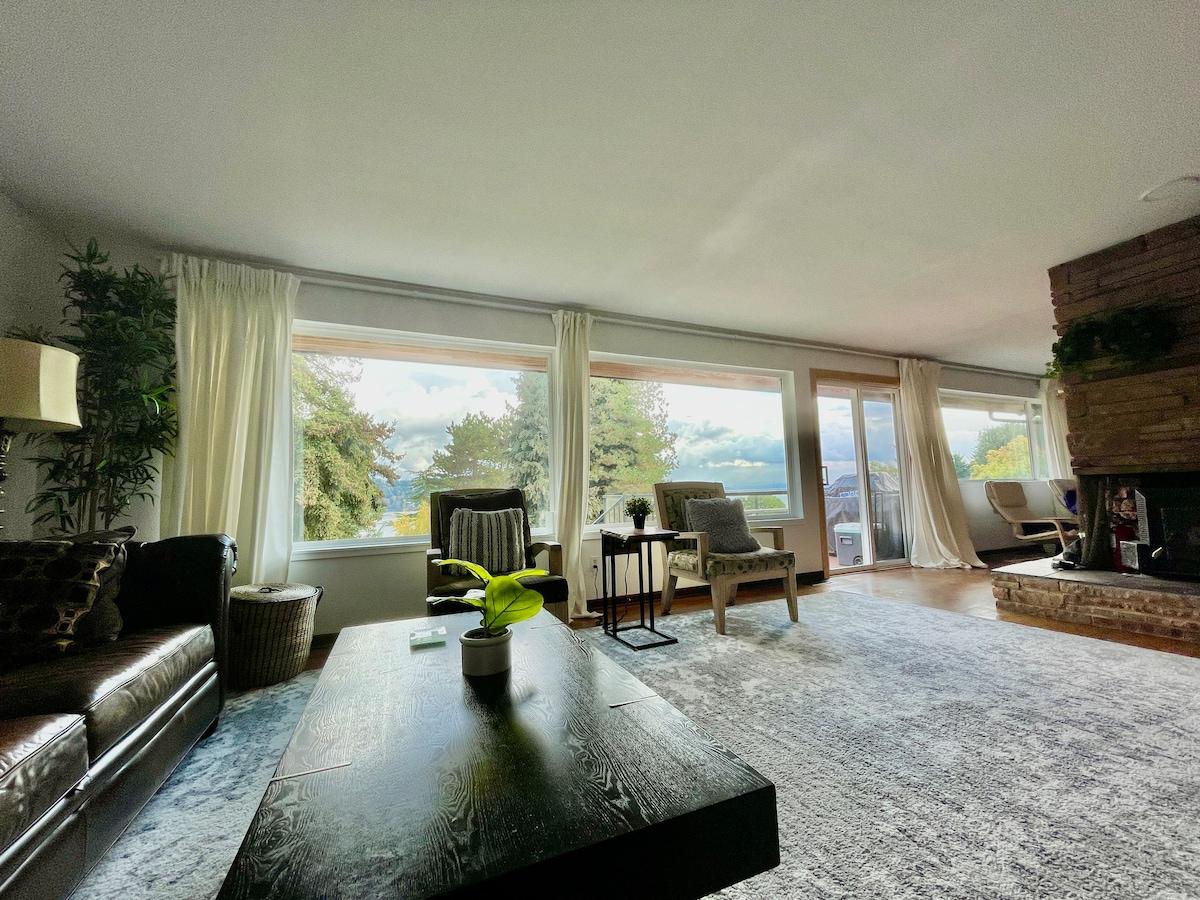 Mt Rainier & Lake Views | Seattle Mid-Century5