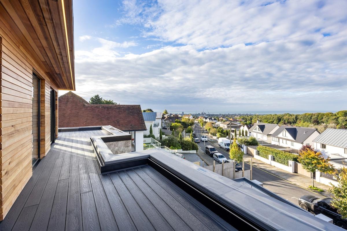 Designer Haus · Pool · Sea Views · 7BR · Sleeps 145
