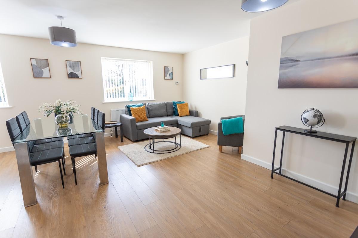 Spacious 2BR | Ensuite| Oxford, Airport & Bicester
