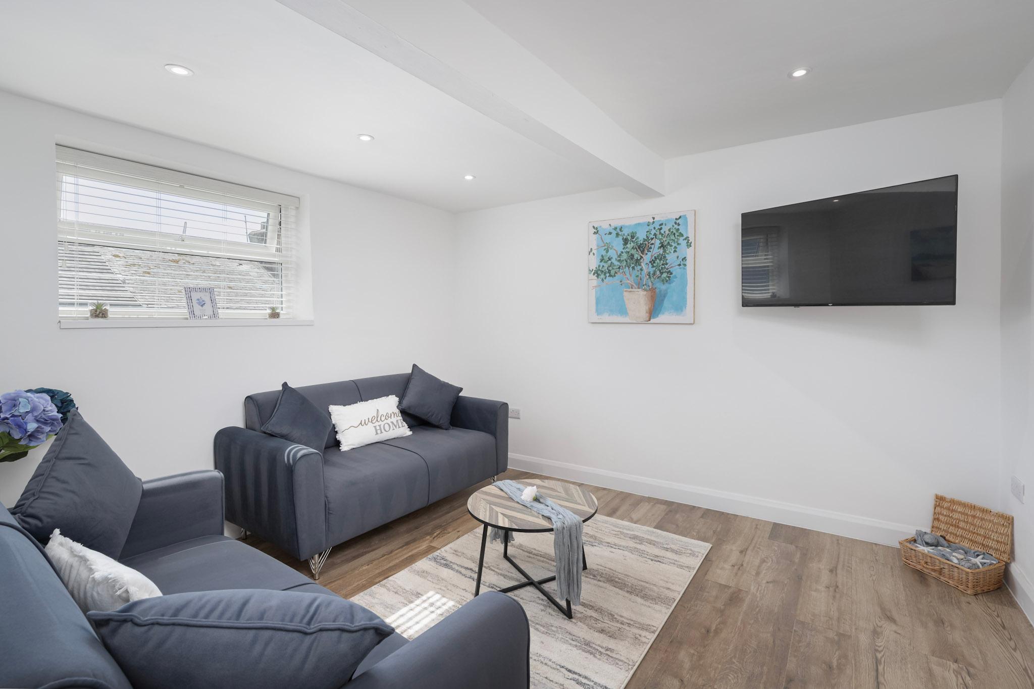 Luxury 1-Bed | Modern | Walk to Winter Gardens