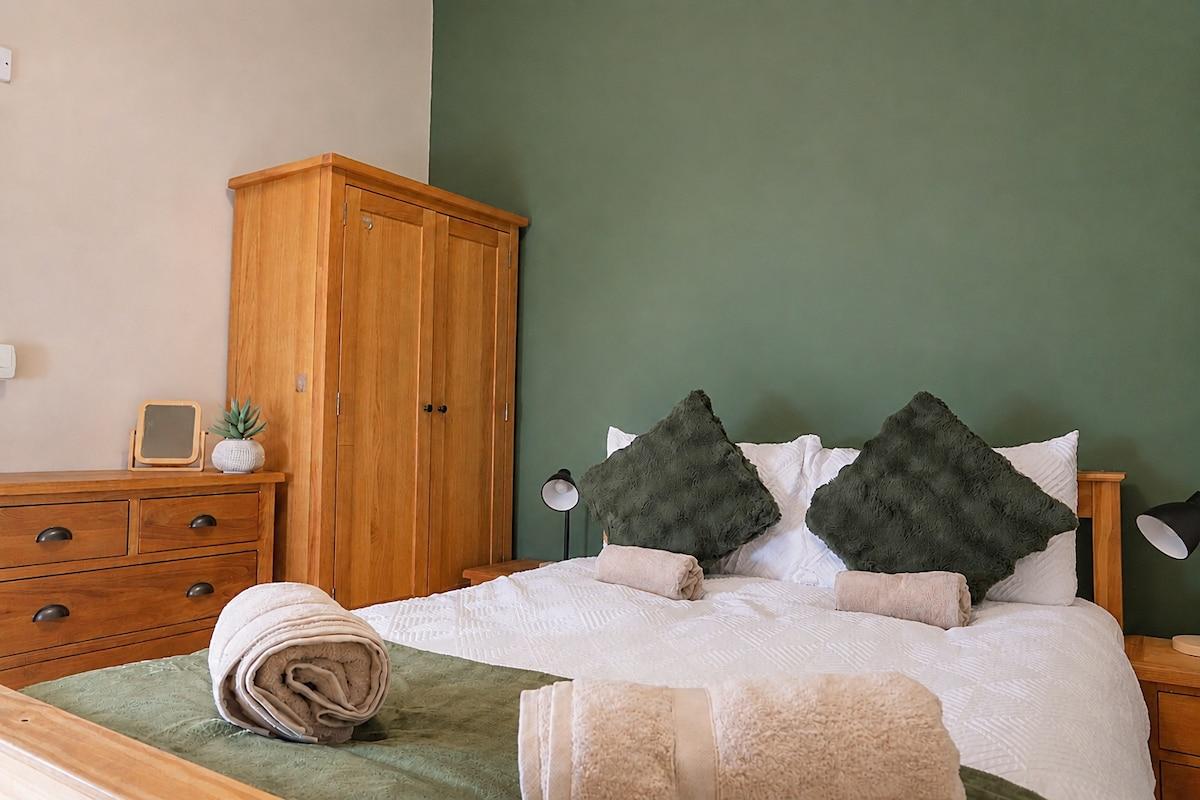 Newcastle City Apartment | Near Train Station2