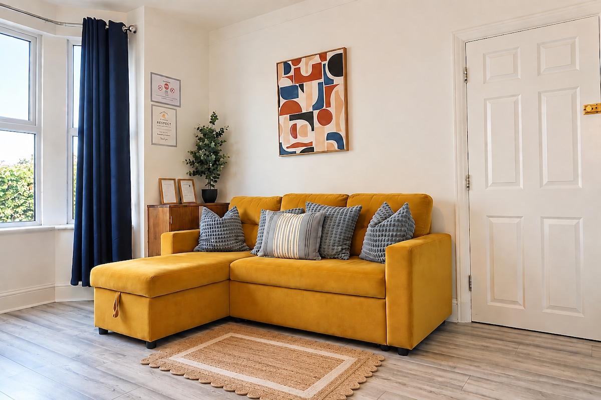 Chester 3BR House Near Race Course