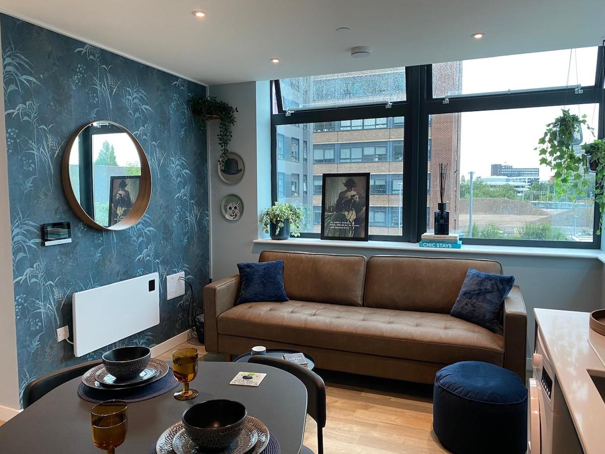Modern 1BR Apartment near MCR Stadiums5