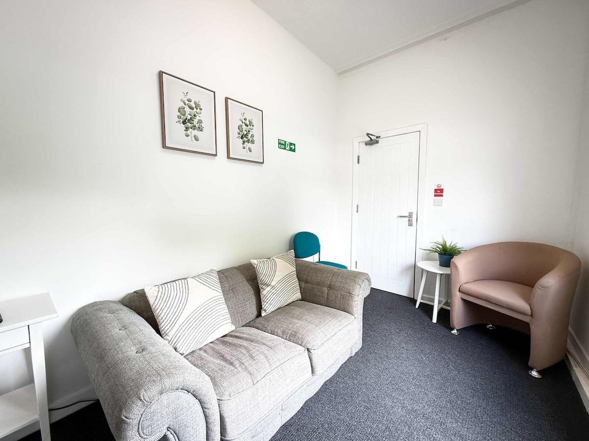 Comfortable Single Room in Wigan House Share3