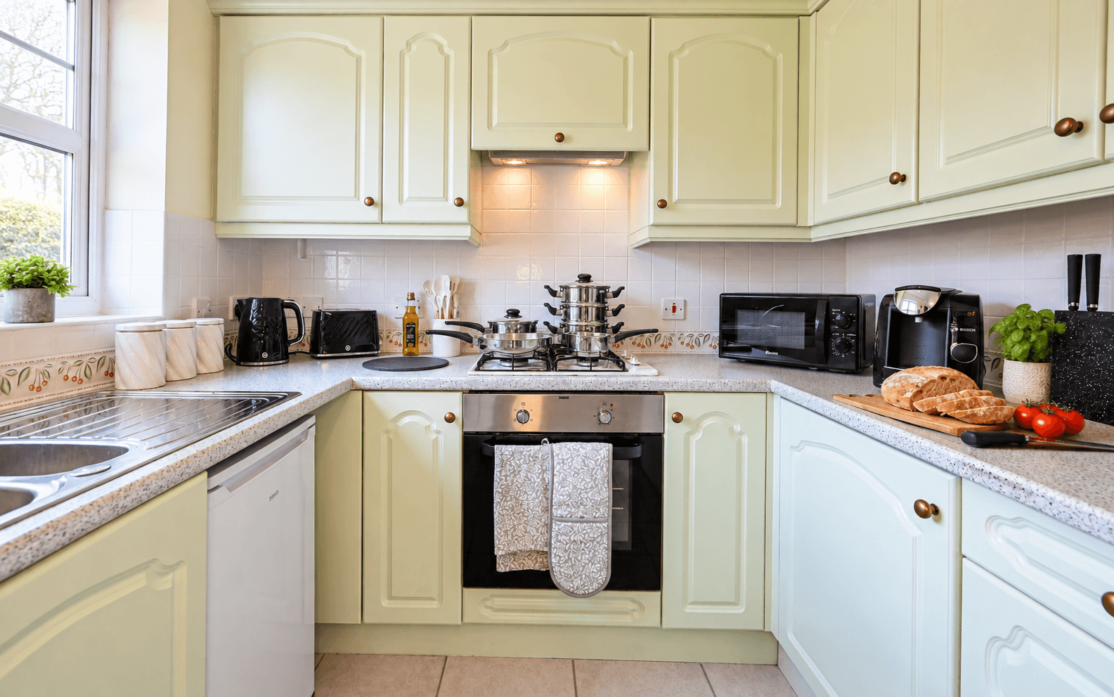 Bright Garden House | Parking, Quiet, Fast Wi‑fi4