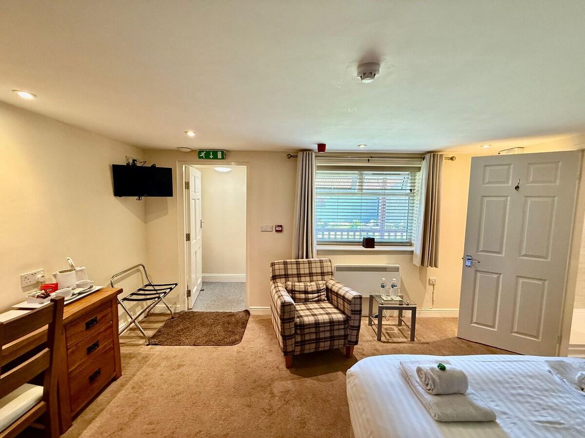 The Woodman Inn4