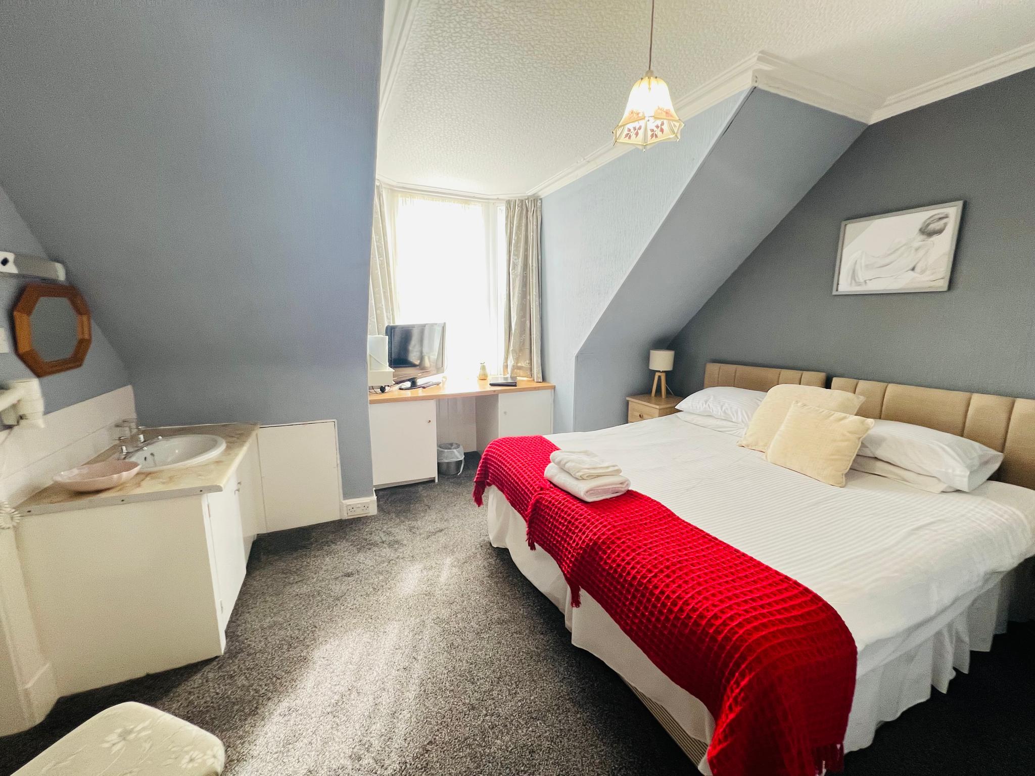 The George Hotel6