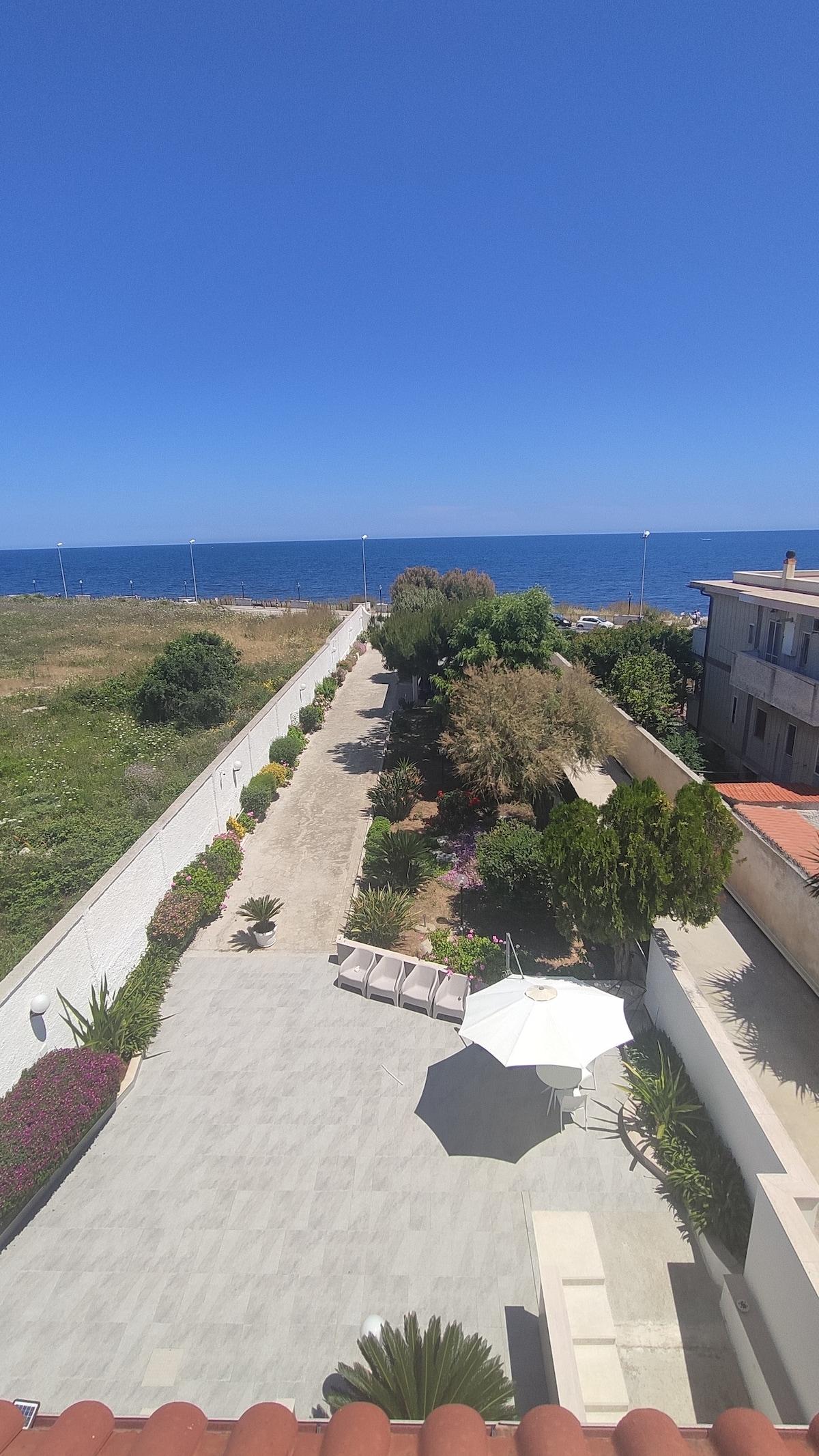 Seagull Apartments Bari Sea & Airport - Sea View1