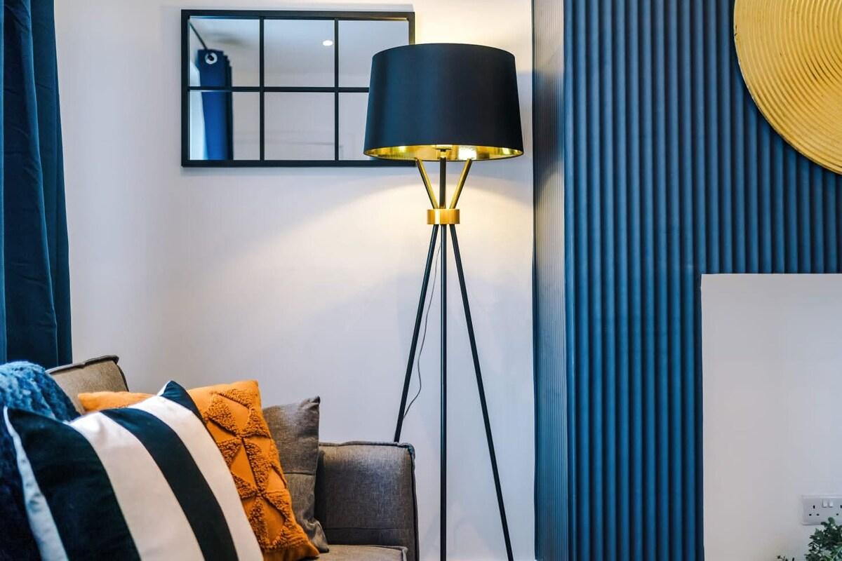 Spacious 3BR Near Etihad | Free Parking | Sleeps 65