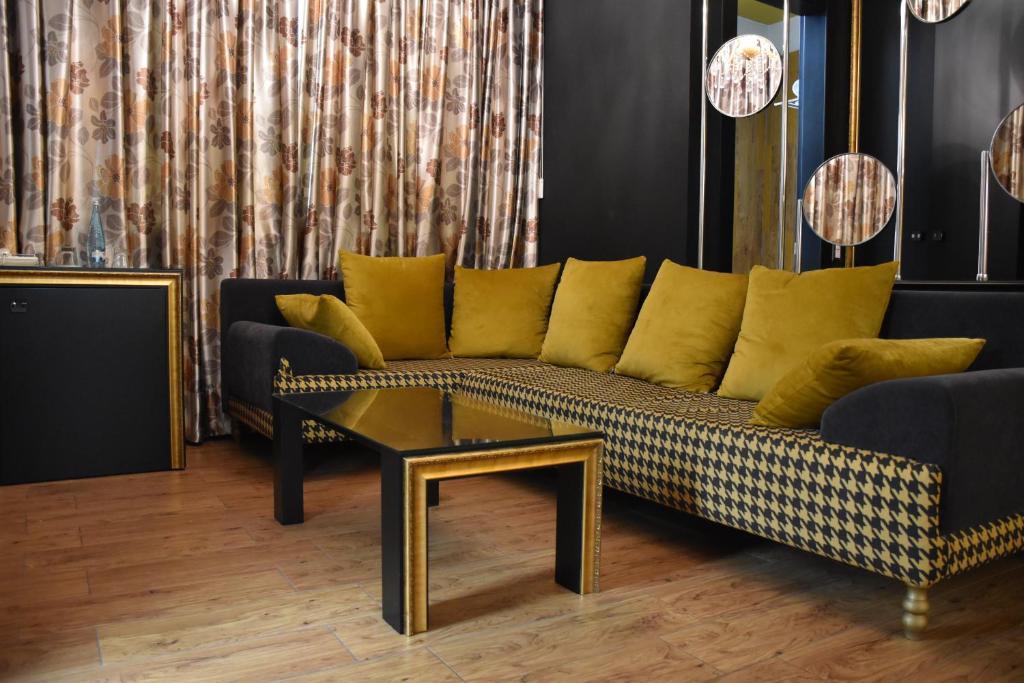 Double Room-NHH5