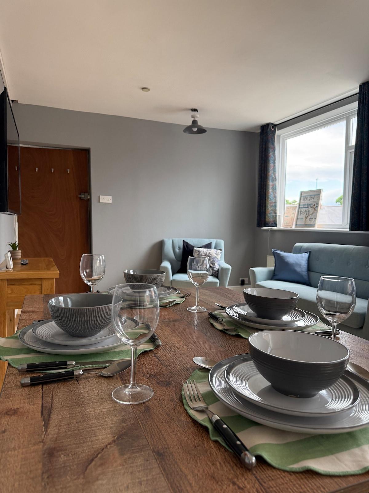 Sea View Flat - 3Bed2Bath in Central Whitley Bay3