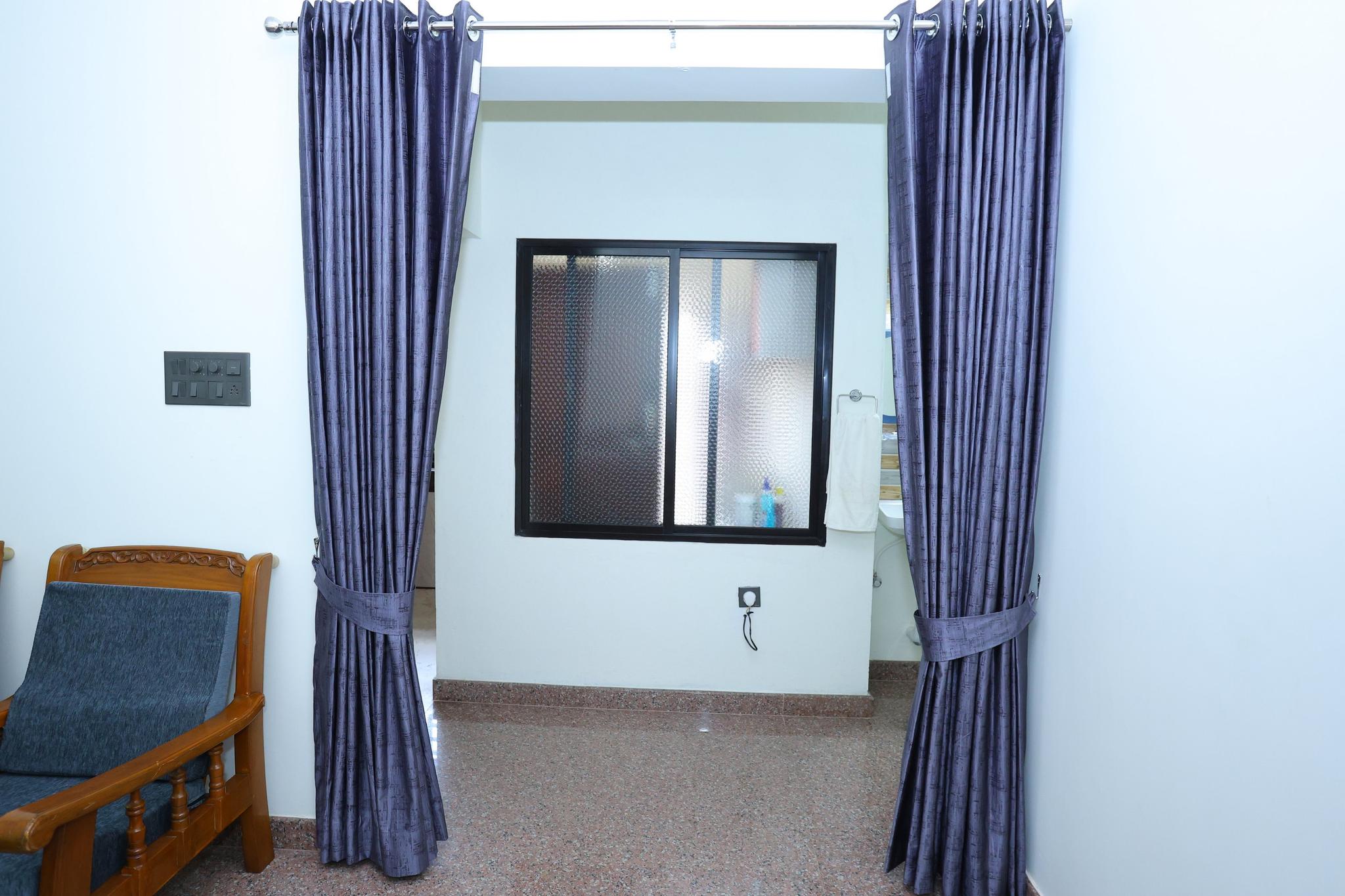 The Penthouse at Roy Mansion - Janthra, Belman4