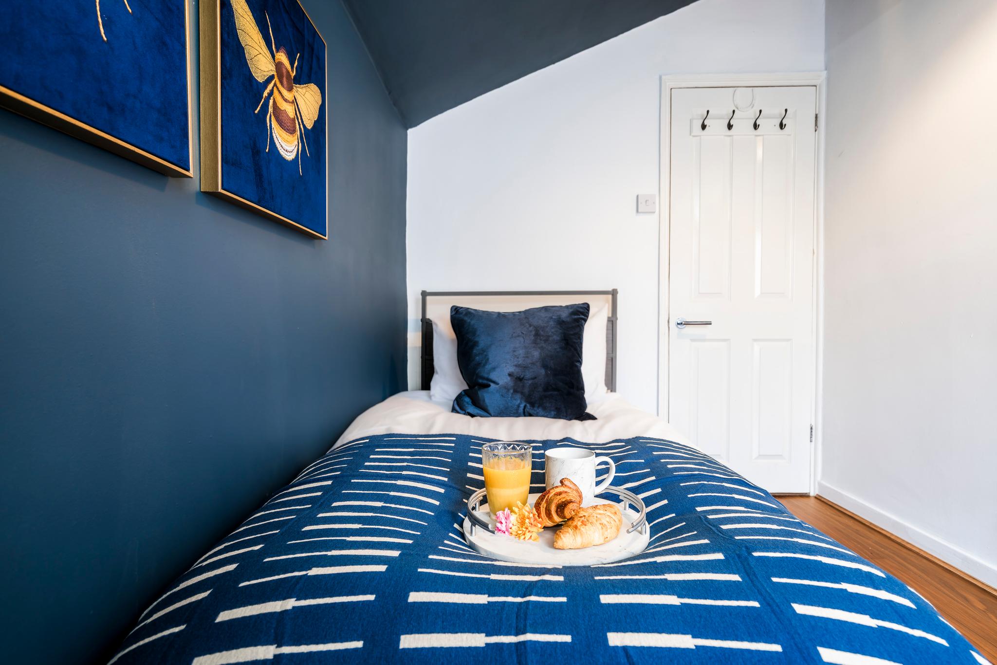 3BD By Comfy Nest Contractors Stay Northampton4