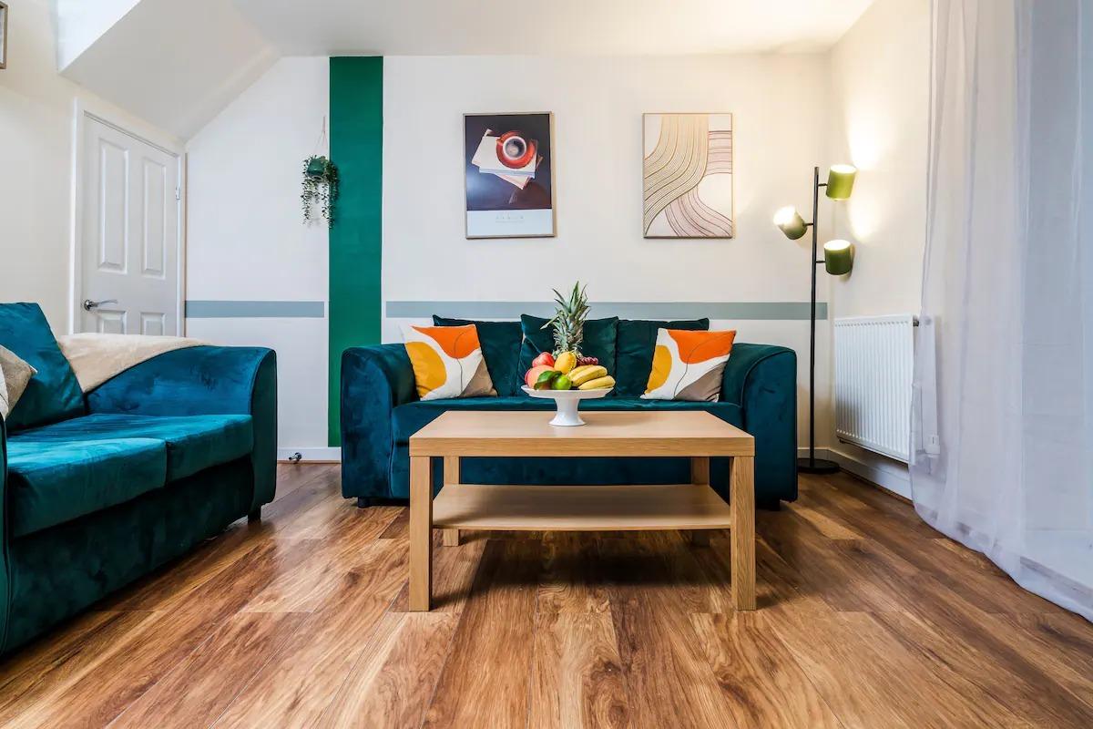 3BR Home By Comfy Nest Nottingham Contractors Stay2