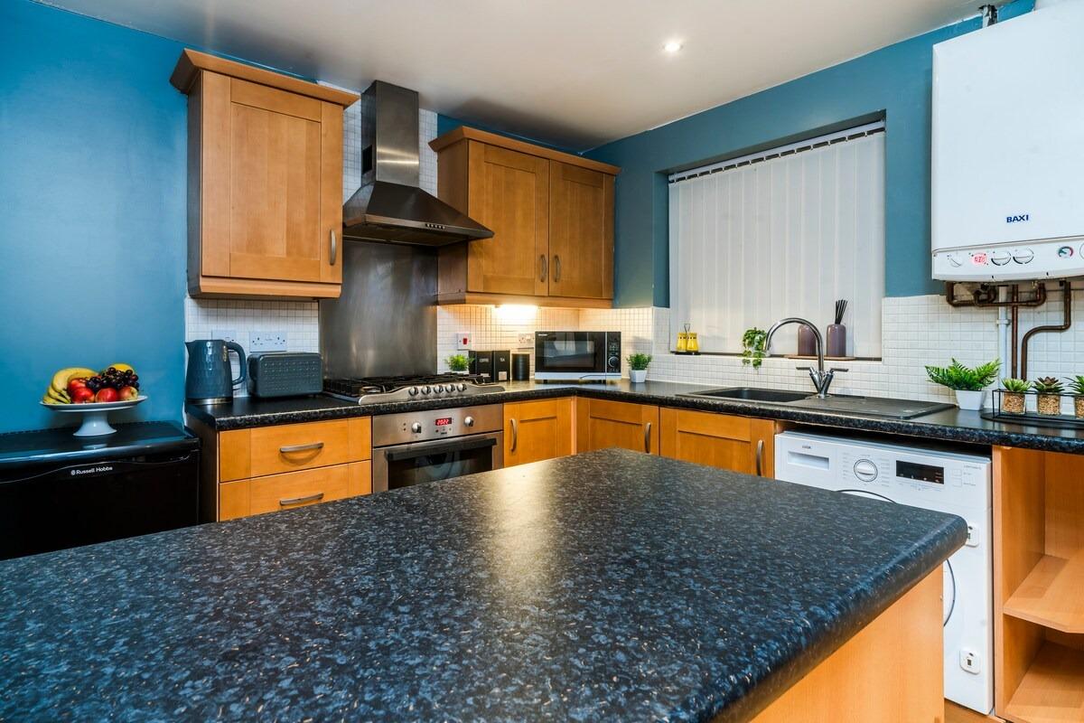 3BR Comfy Nest Contractor Accommodation Nottingham4