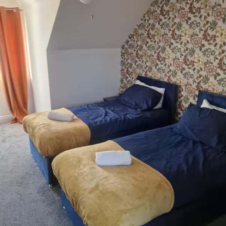 3BR Home By Comfy Nest Short Term Rental Rushden5