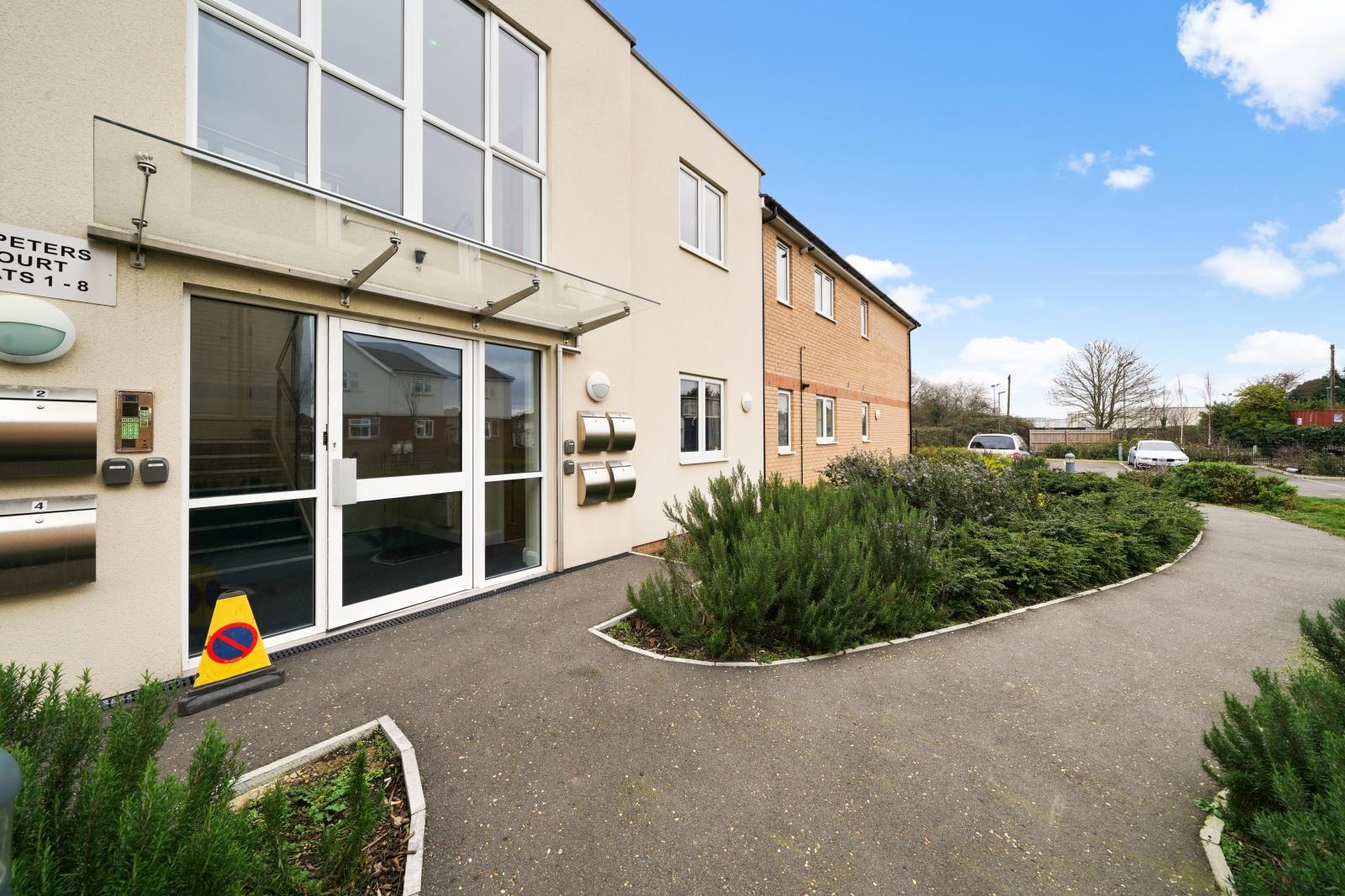 Heathrow Living 2BDR 2BA Apt by 360 Stays - Apt 103