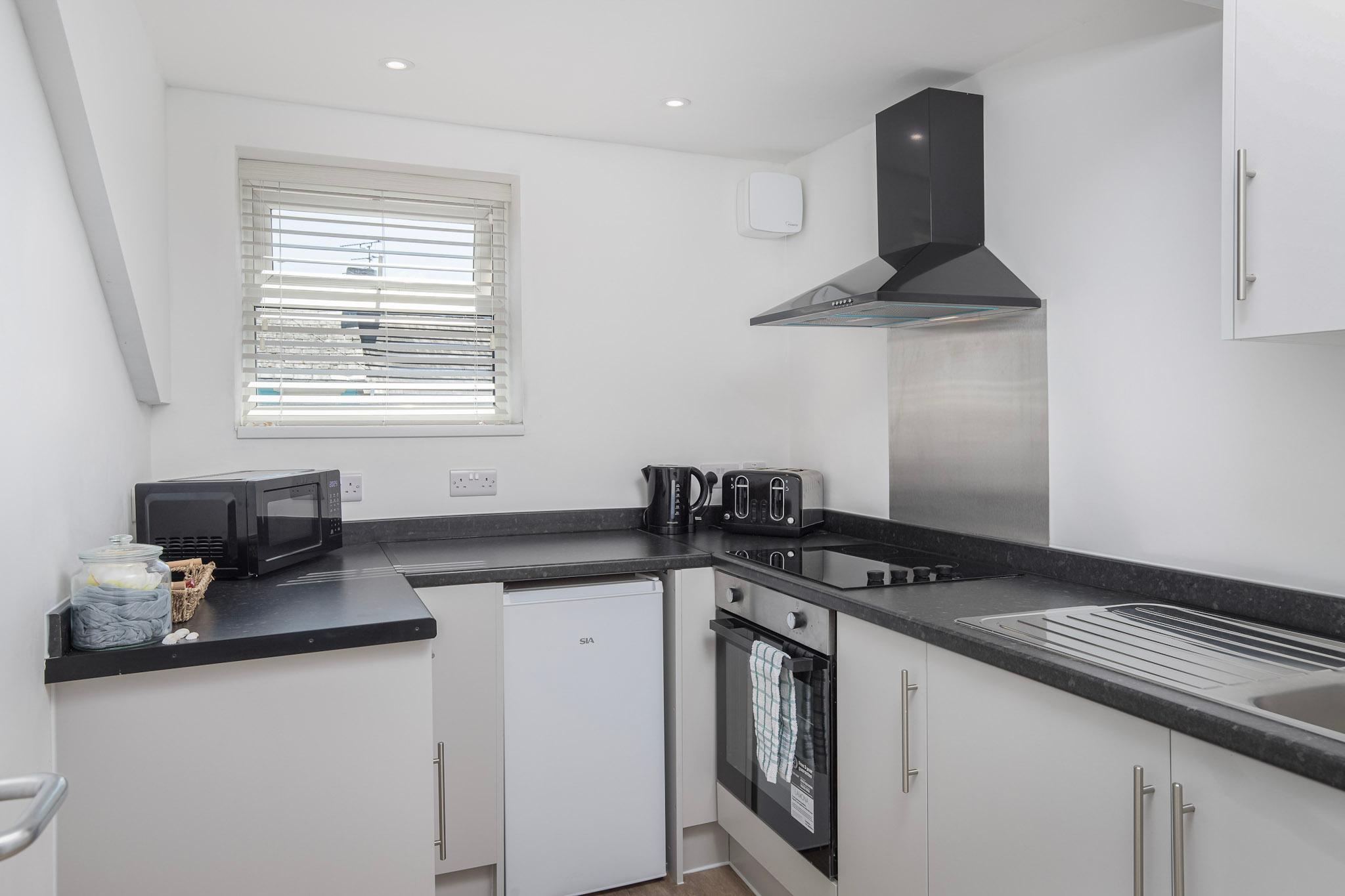 Luxury 1-Bed | Modern | Walk to Winter Gardens2