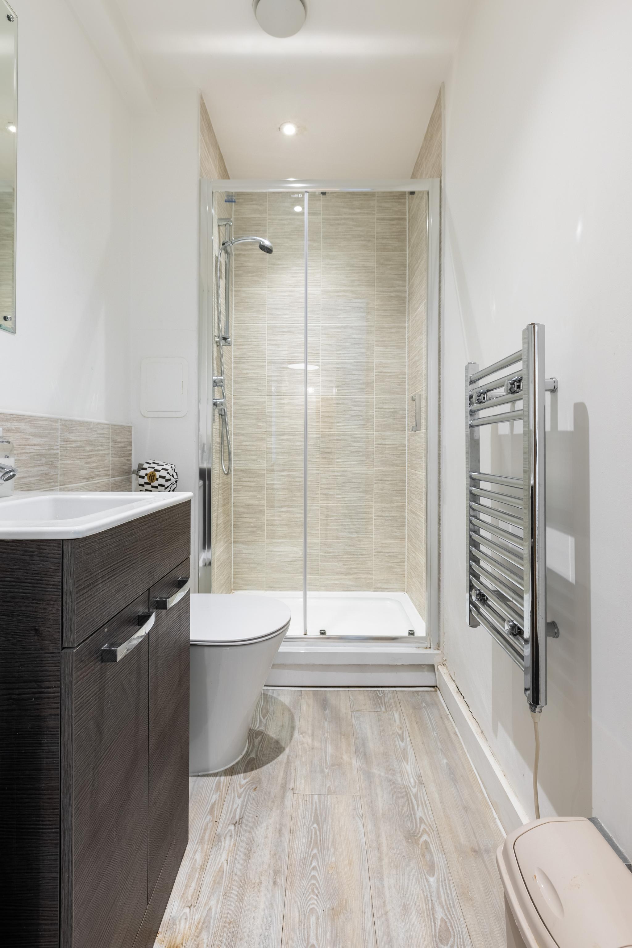City Centre Access - Stunning 2 Bed Retreat3