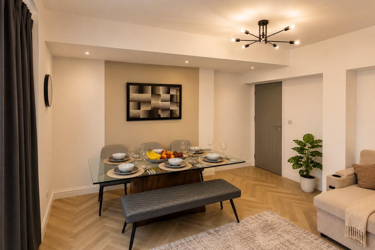 Six by the Sea • Luxury Retreat for 6 • Central3