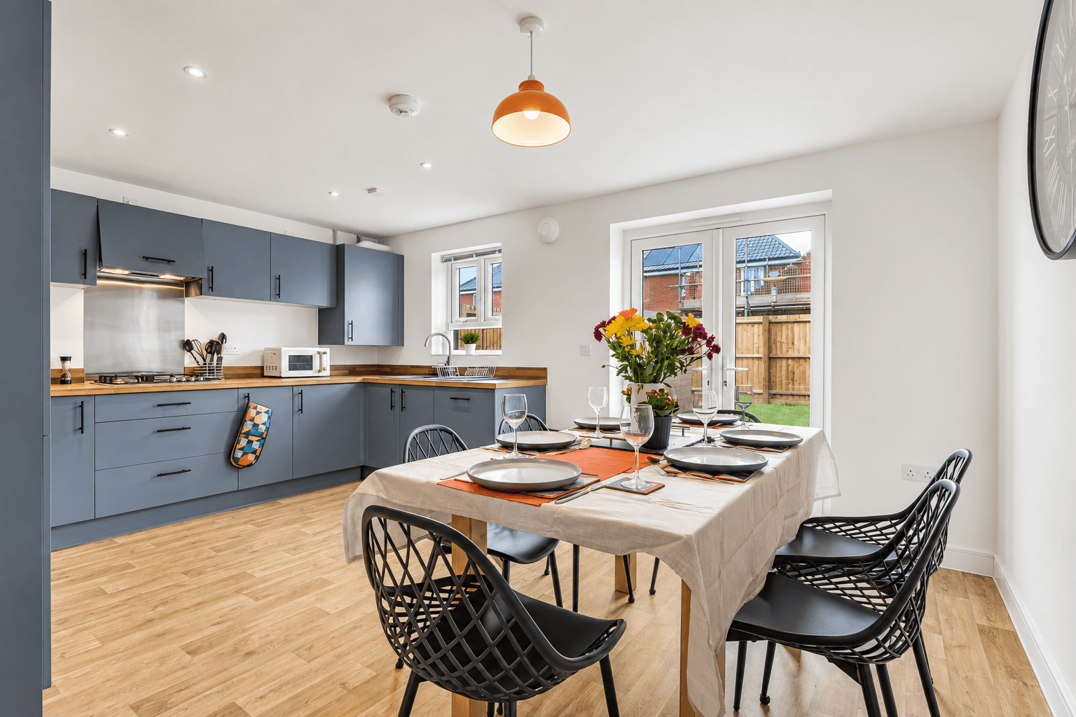 Great Location | 3-Bed | Sleeps 6 | Free Parking2